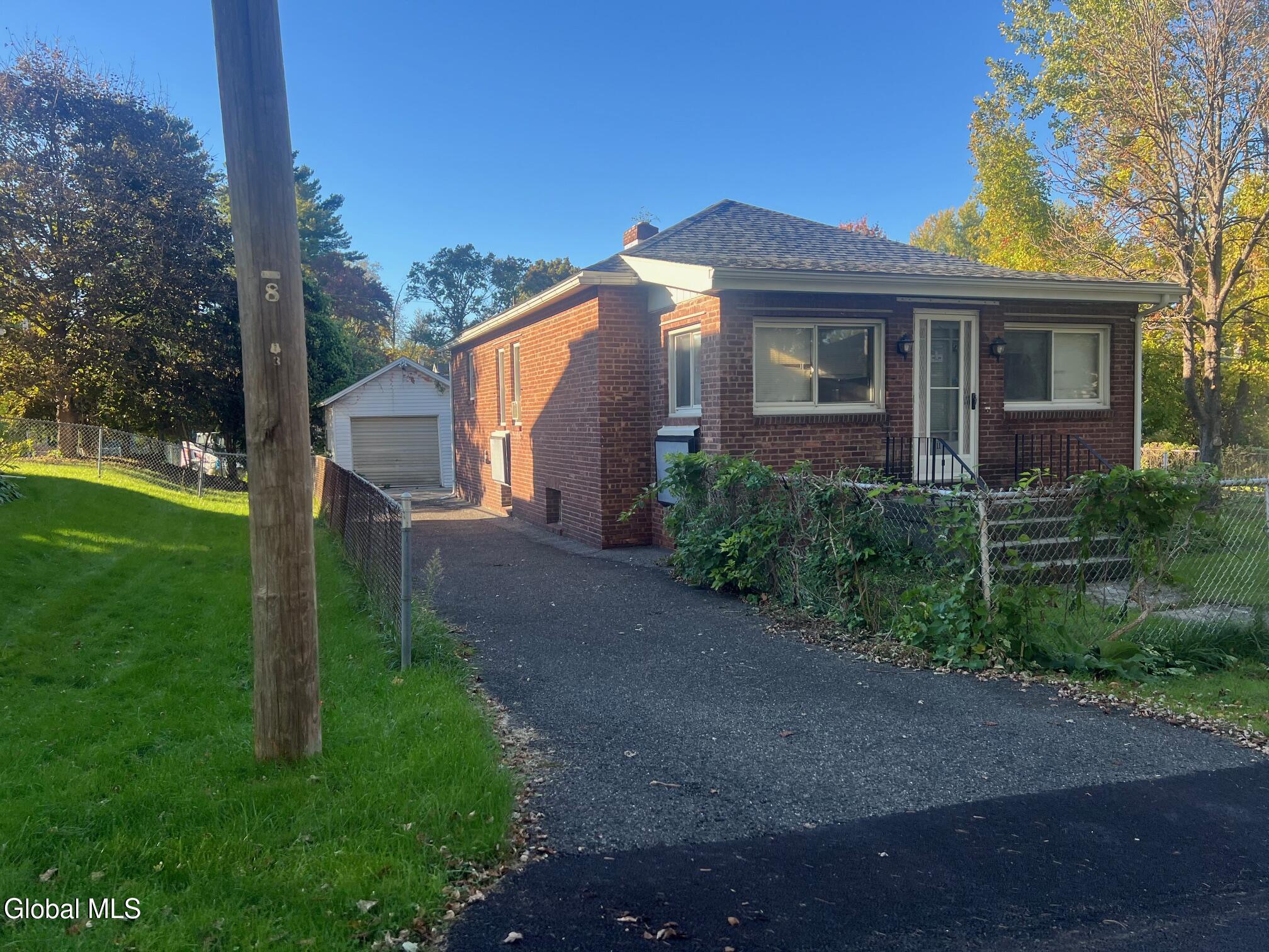 11 Pine Street Albany NY 12203