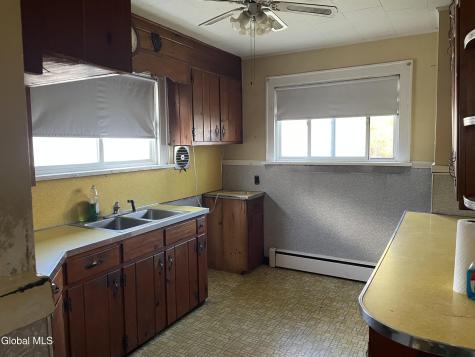 11 Pine Street Albany NY 12203