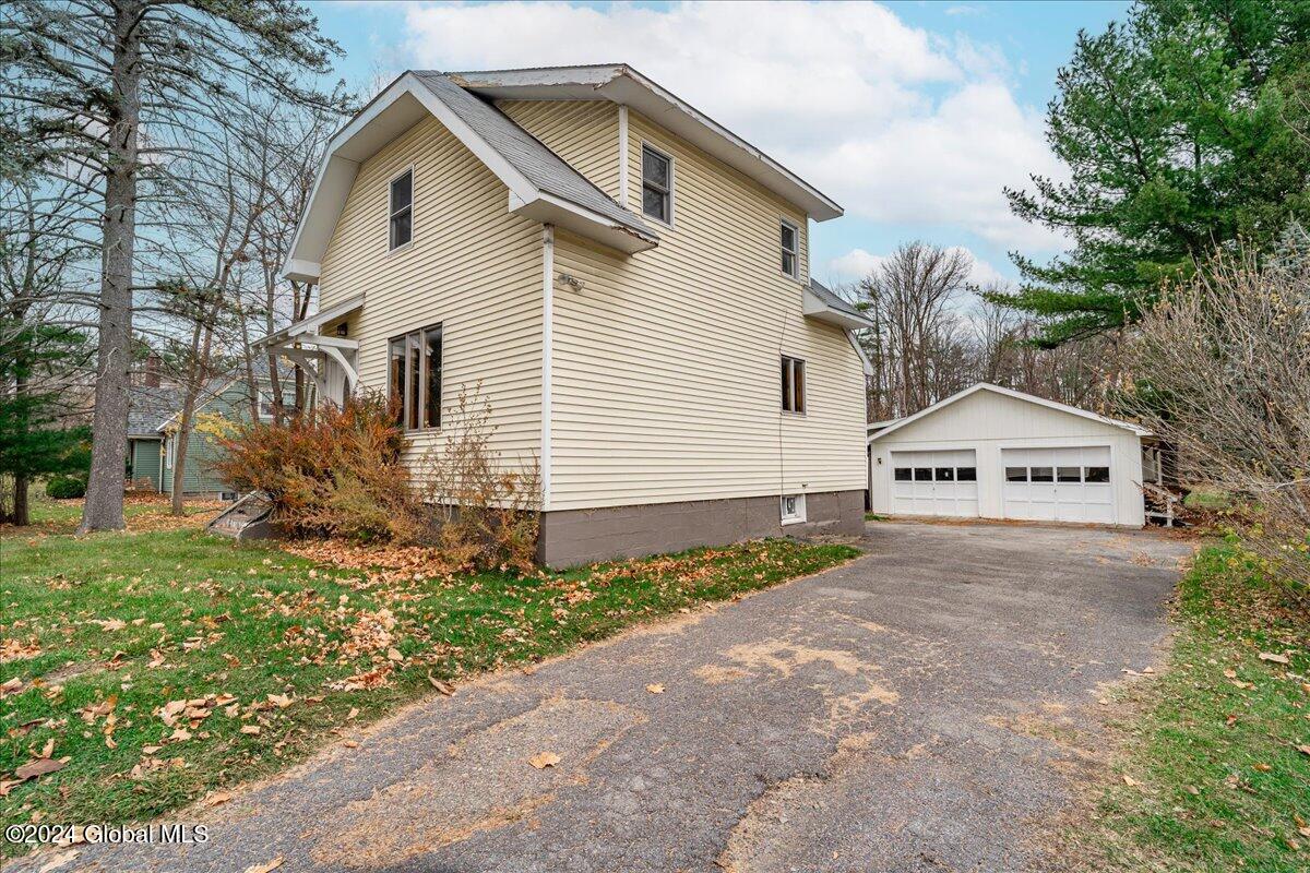 128 Lakehill Road Burnt Hills NY 12027