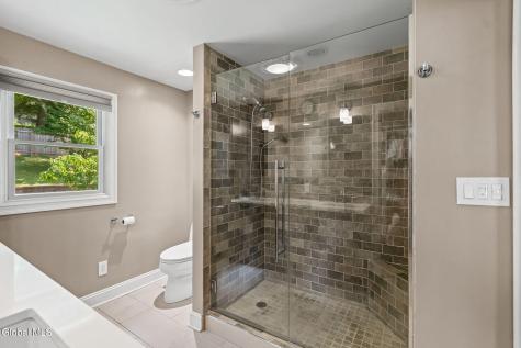 9 Sunset Drive Troy NY 12182