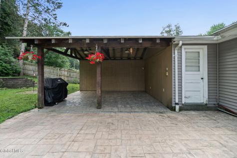9 Sunset Drive Troy NY 12182