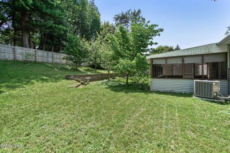 9 Sunset Drive Troy NY 12182