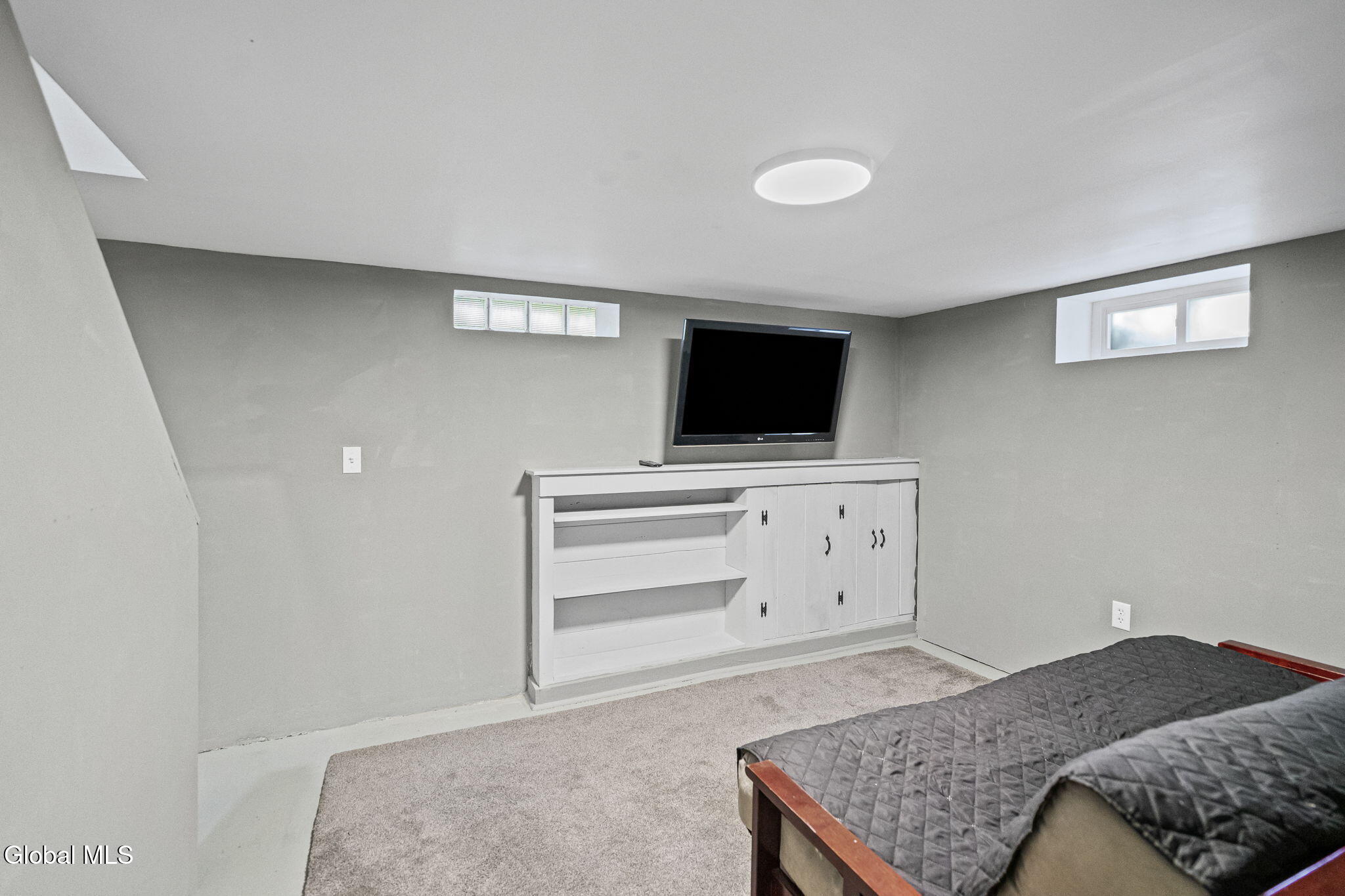 9 Sunset Drive Troy NY 12182