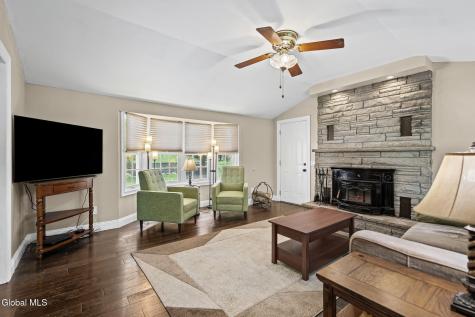 9 Sunset Drive Troy NY 12182