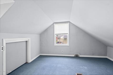 9 Sunset Drive Troy NY 12182