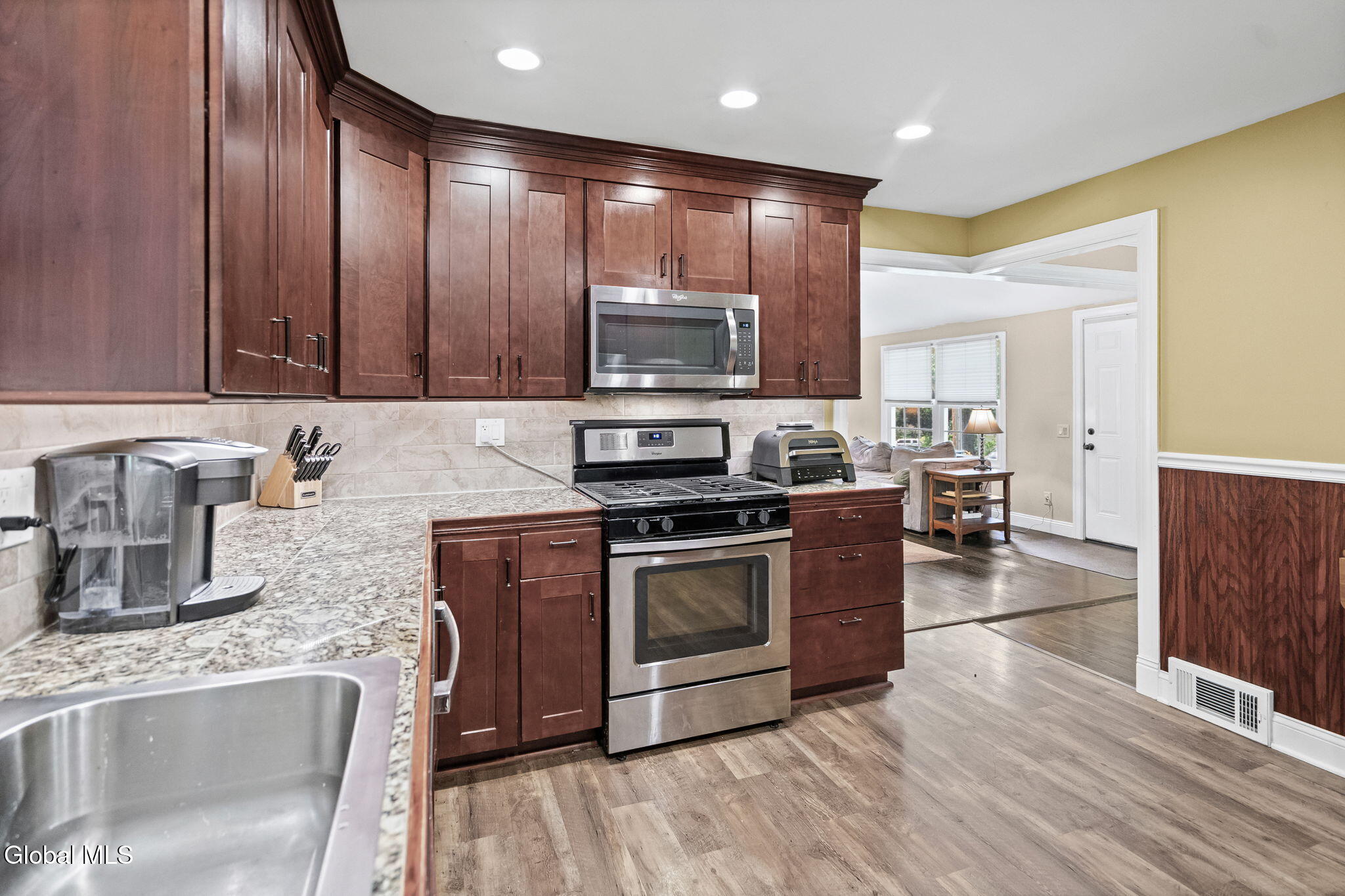9 Sunset Drive Troy NY 12182