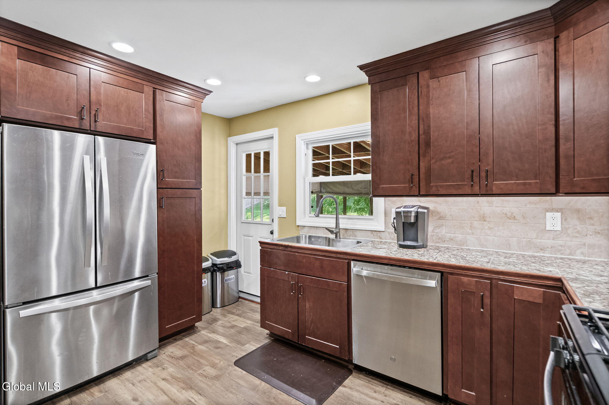 9 Sunset Drive Troy NY 12182