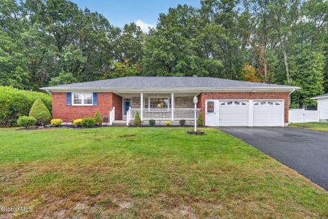 37 Gadsen Court Albany NY 12205