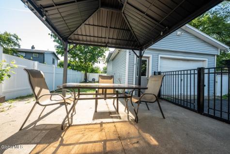 2872 Guilderland Avenue Rotterdam NY 12306