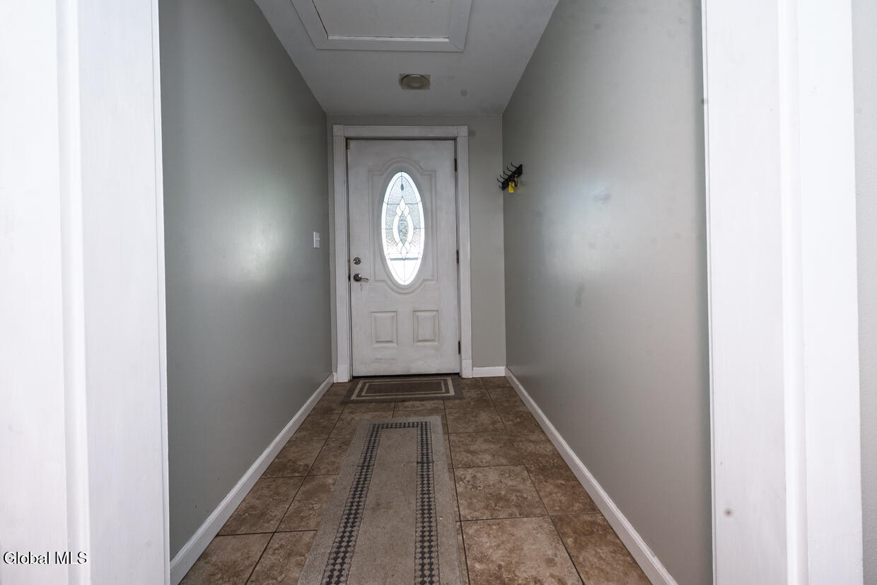 2872 Guilderland Avenue Rotterdam NY 12306