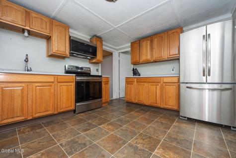 2872 Guilderland Avenue Rotterdam NY 12306