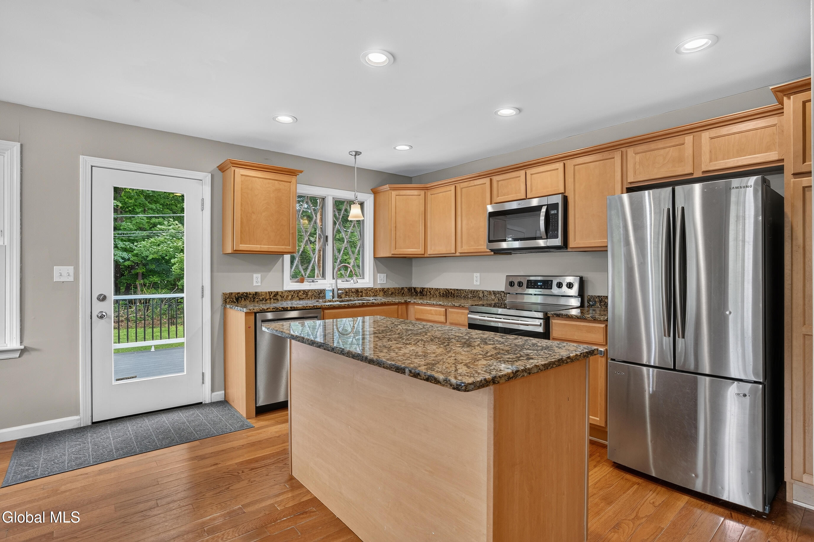 142 Fernbank Avenue Delmar NY 12054