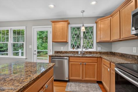 142 Fernbank Avenue Delmar NY 12054