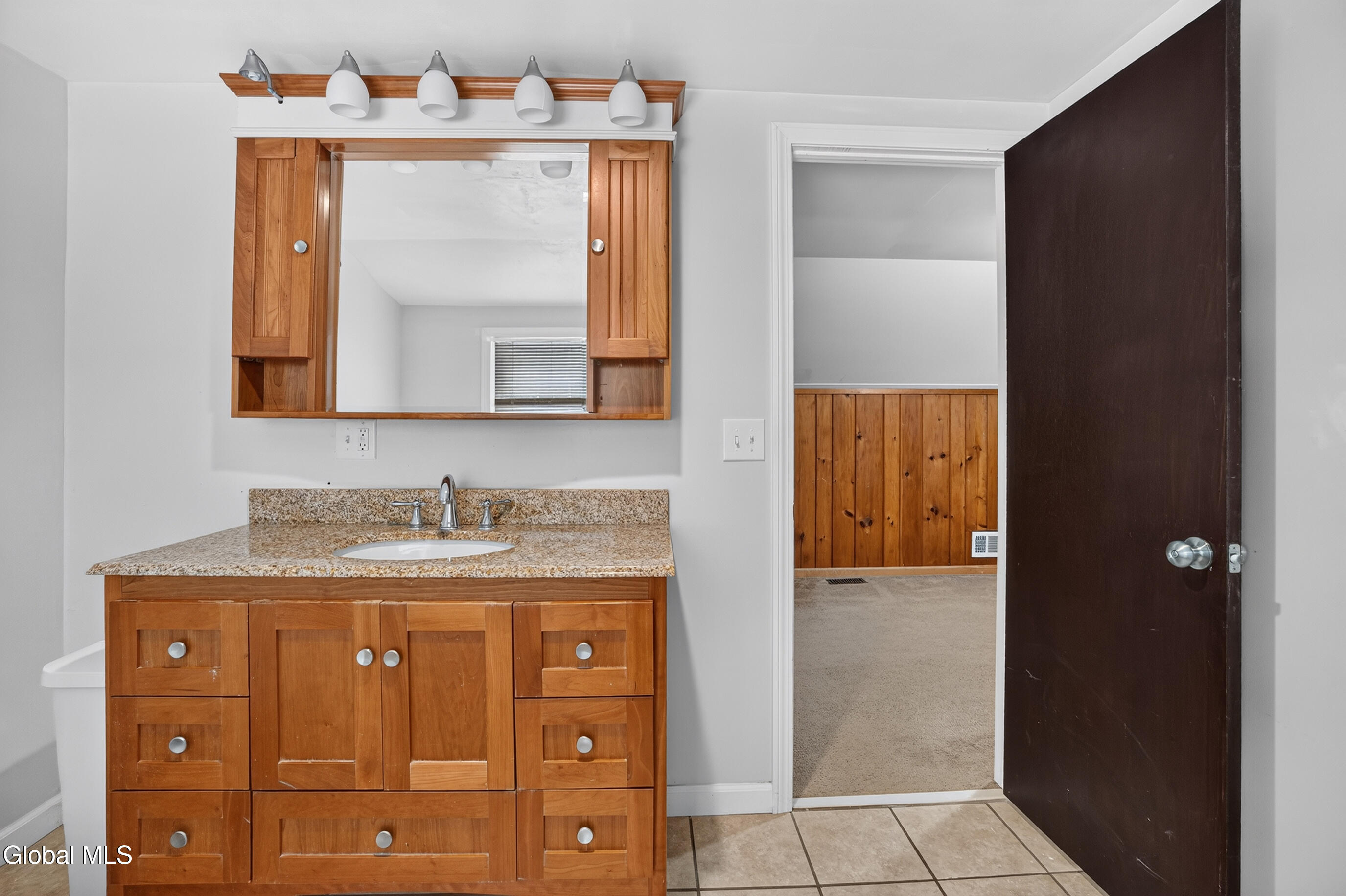 142 Fernbank Avenue Delmar NY 12054