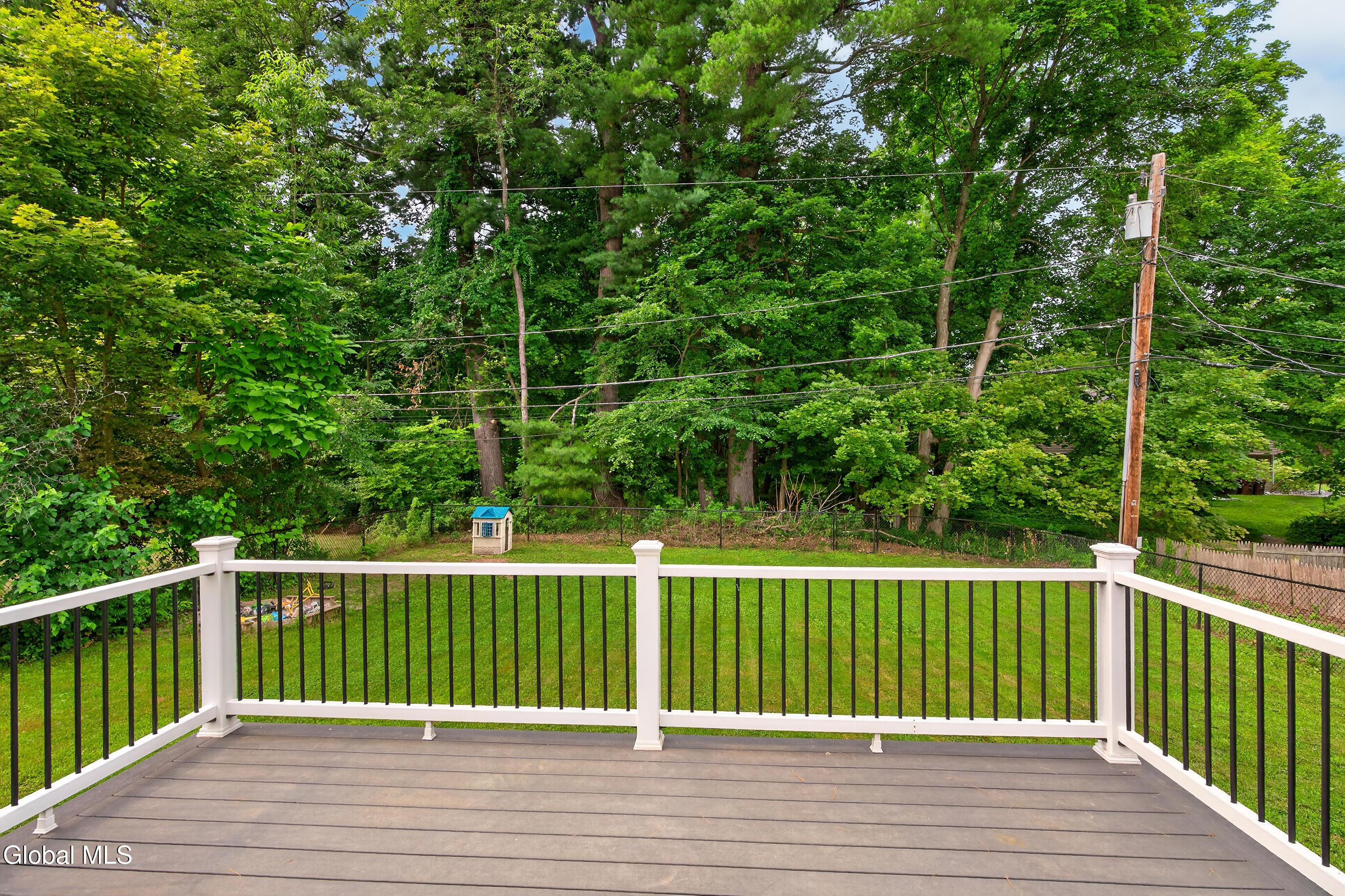 142 Fernbank Avenue Delmar NY 12054