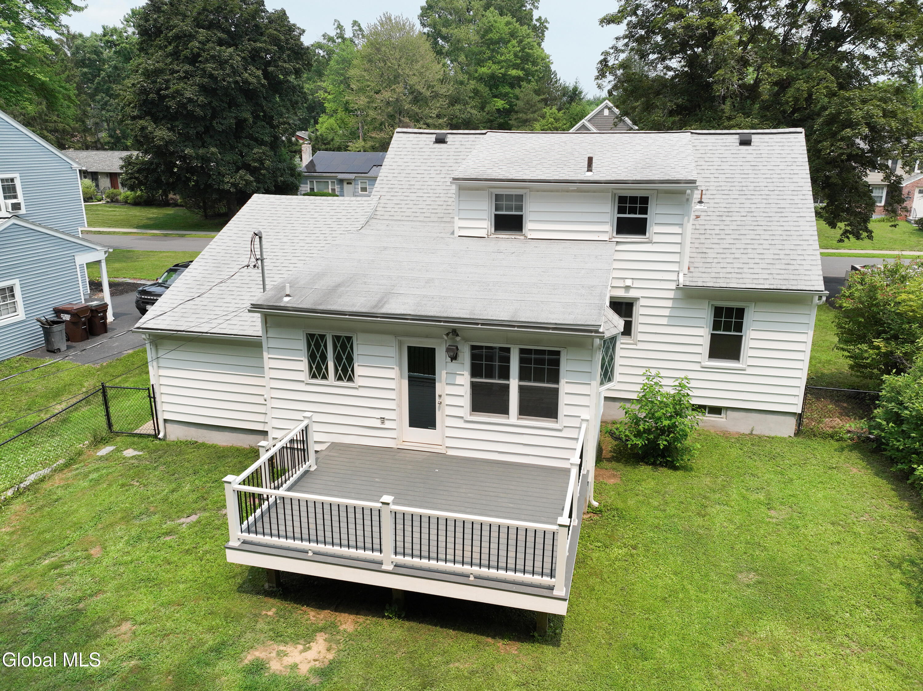 142 Fernbank Avenue Delmar NY 12054