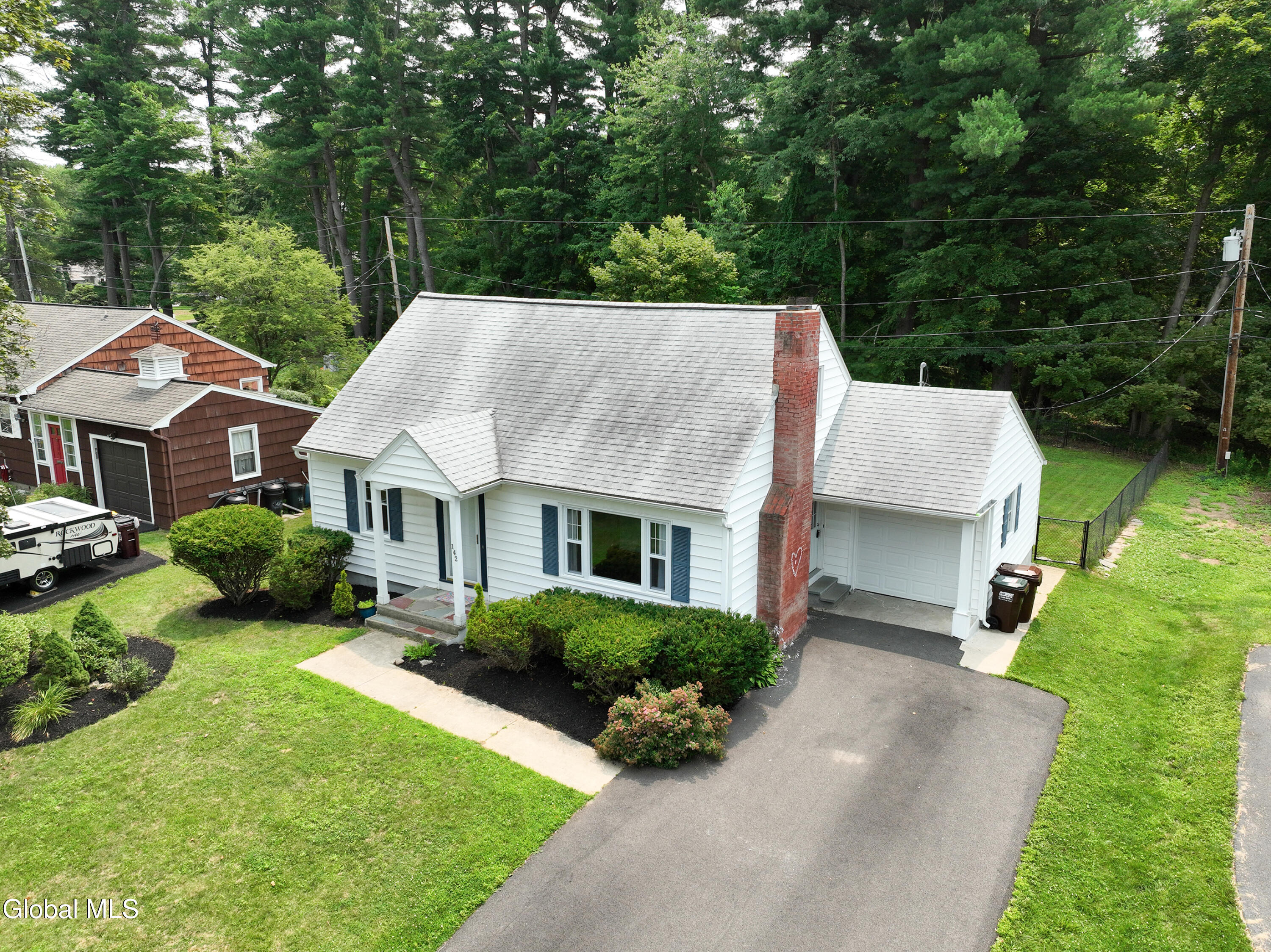 142 Fernbank Avenue Delmar NY 12054