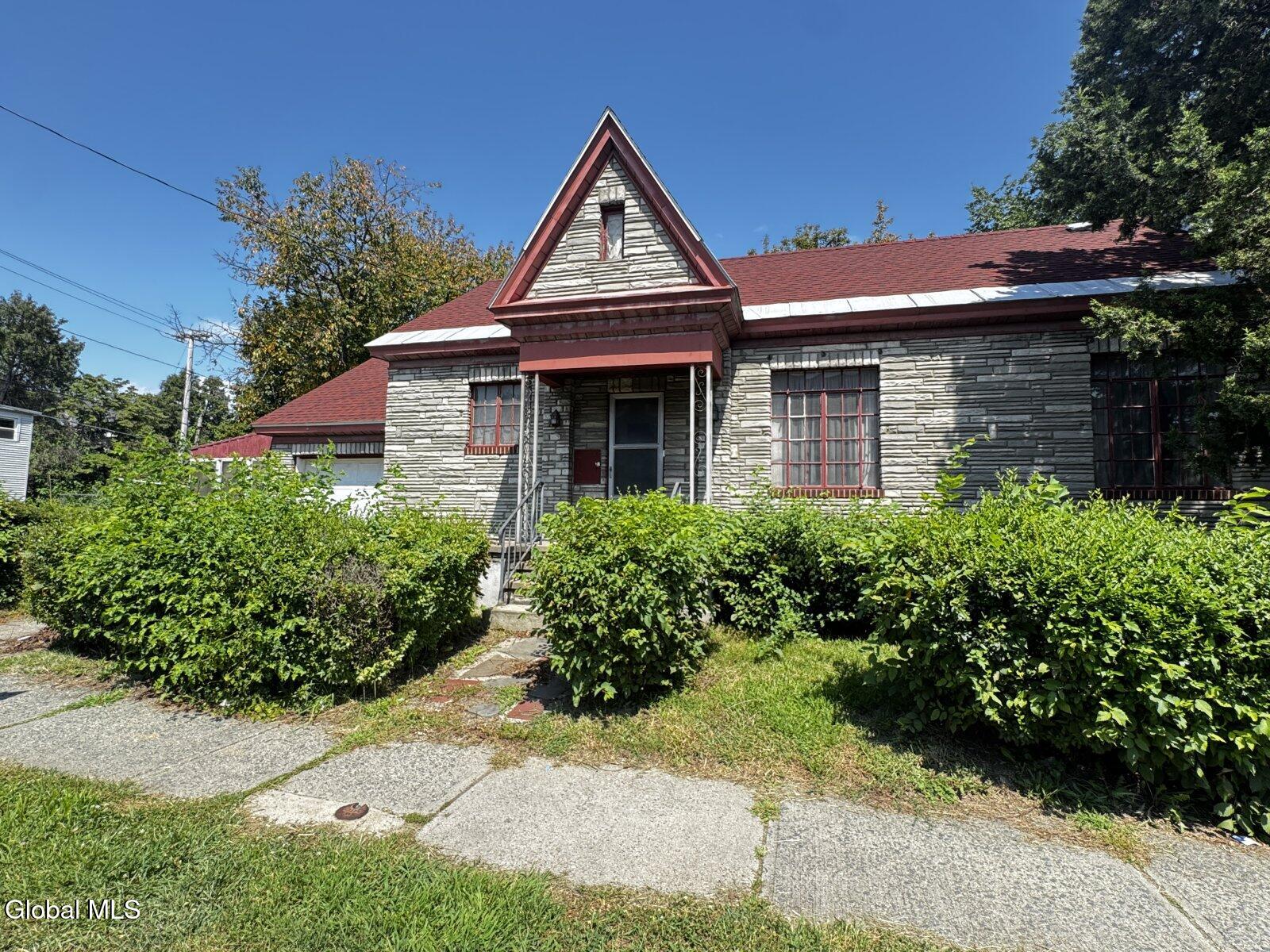 111 6th Avenue Troy NY 12180