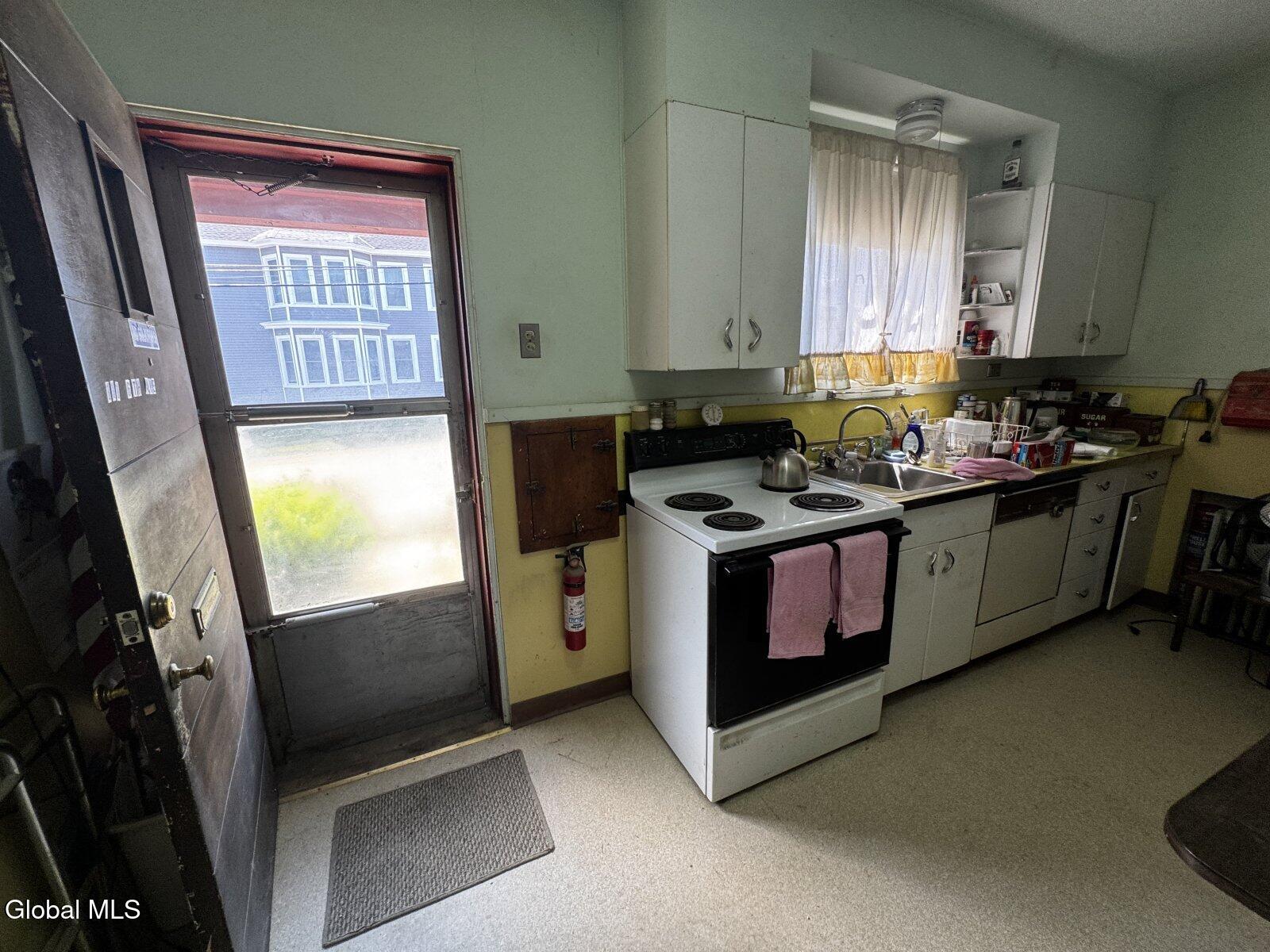 111 6th Avenue Troy NY 12180