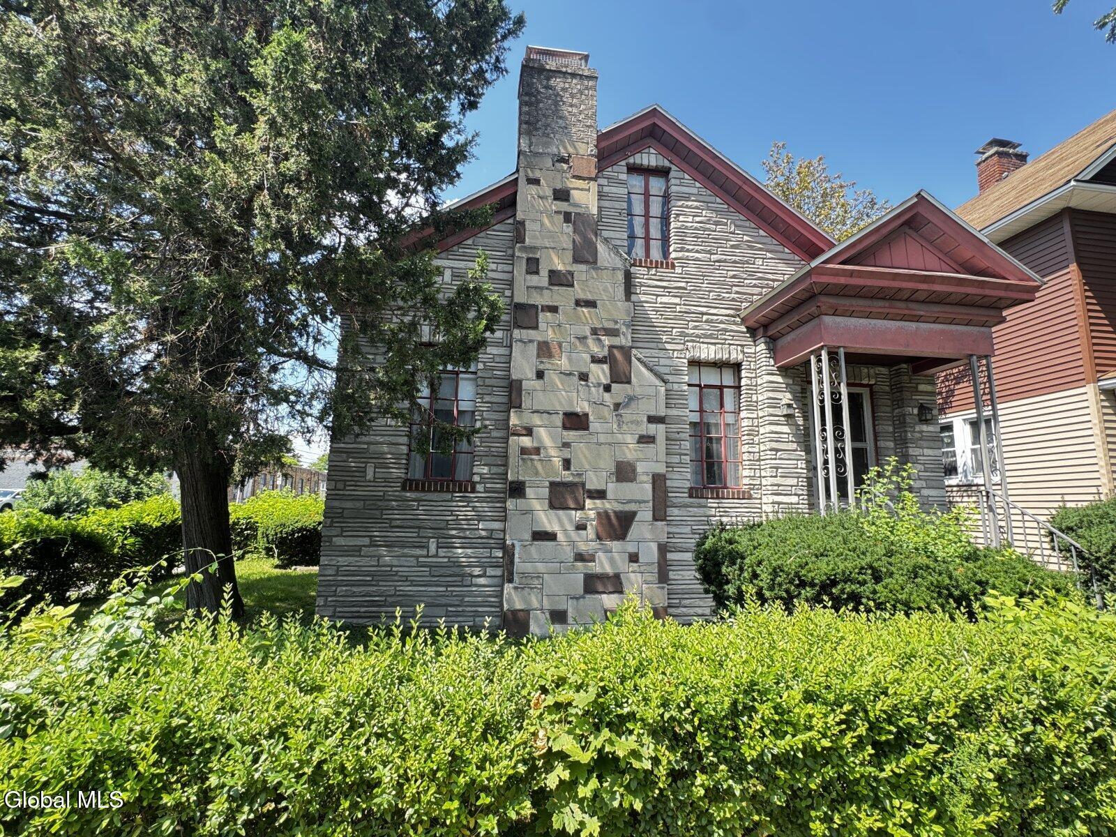 111 6th Avenue Troy NY 12180