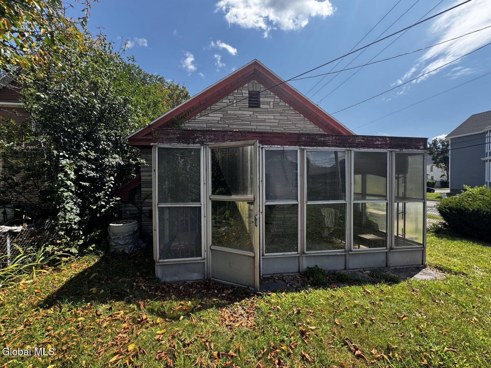 111 6th Avenue Troy NY 12180