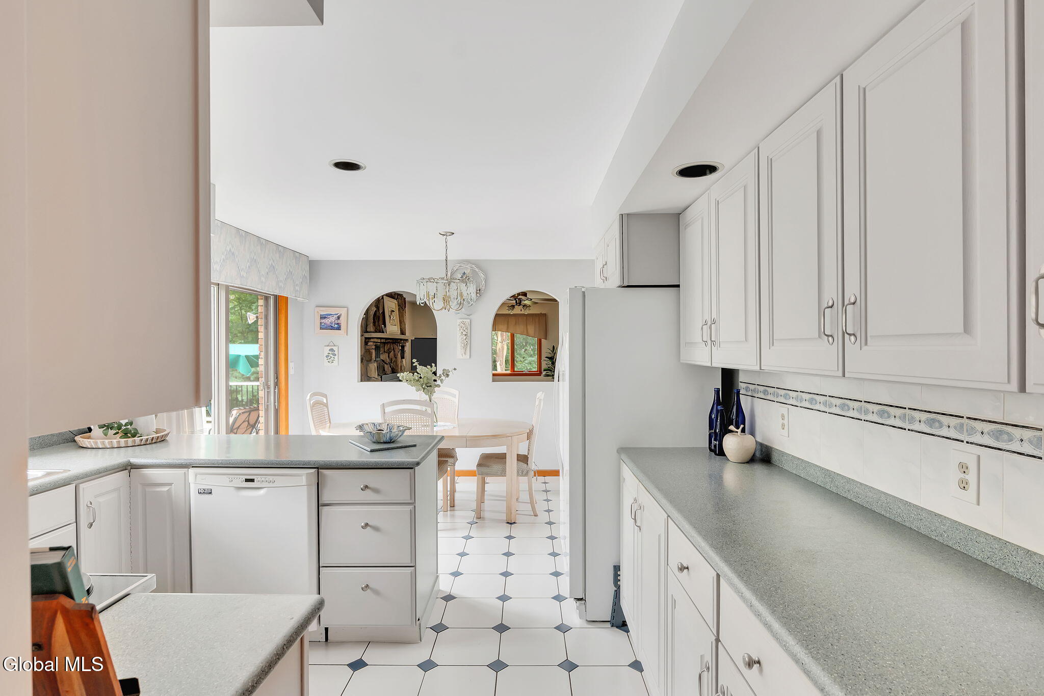 1046 Ridge Road Glenville NY 12302