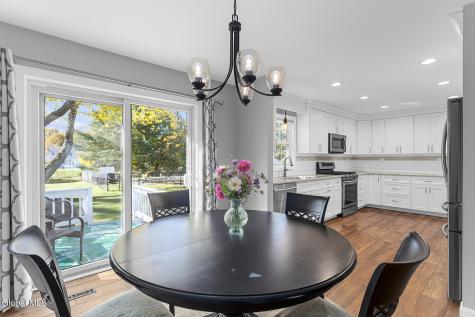 1049 Laural Lane Malta NY 12020