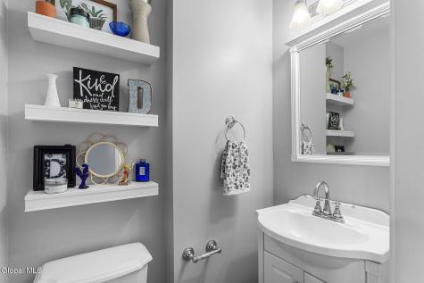 1049 Laural Lane Malta NY 12020
