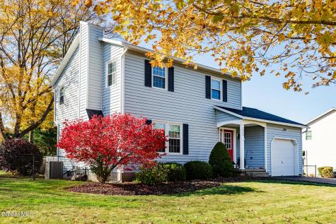 1049 Laural Lane Malta NY 12020