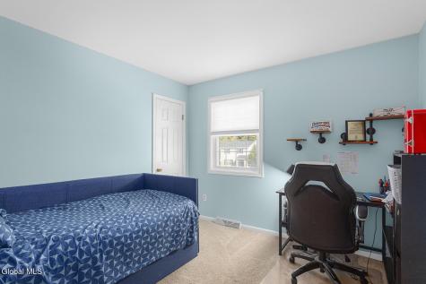 1049 Laural Lane Malta NY 12020