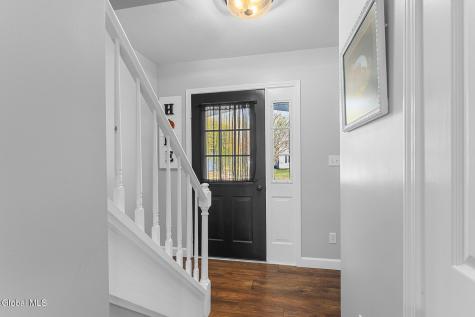 1049 Laural Lane Malta NY 12020