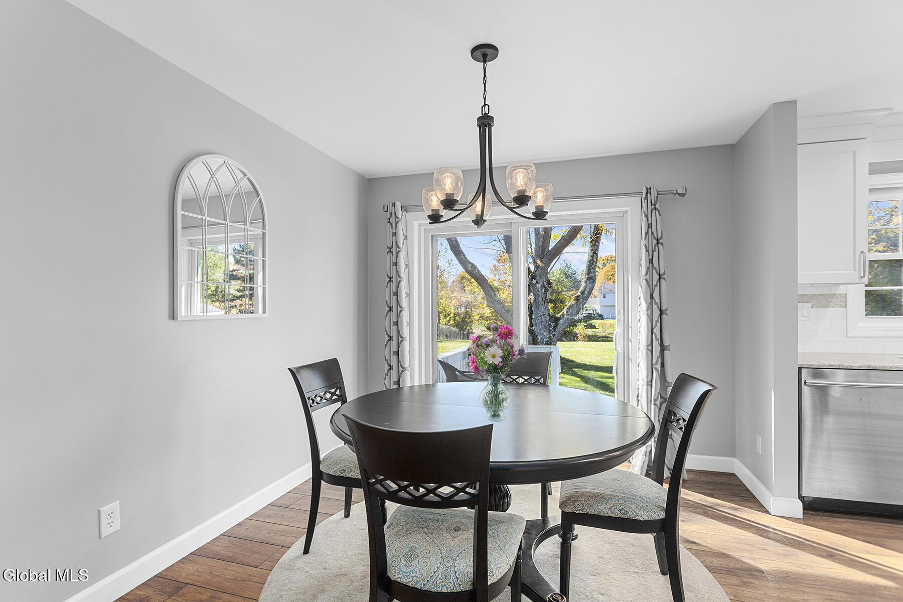 1049 Laural Lane Malta NY 12020