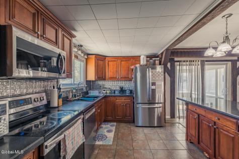 38 1st Avenue Broadalbin NY 12025