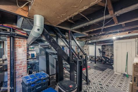 38 1ST Avenue Broadalbin NY 12025