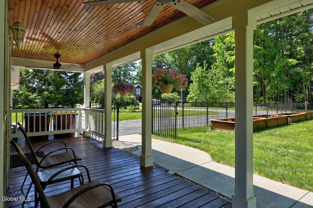 1 Lakeview Drive Gansevoort NY 12831