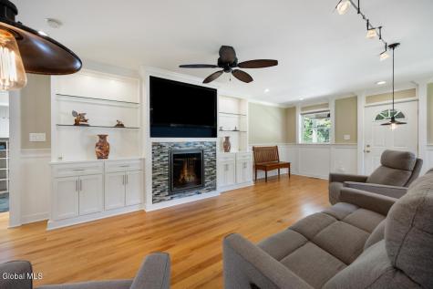 1 Lakeview Drive Gansevoort NY 12831