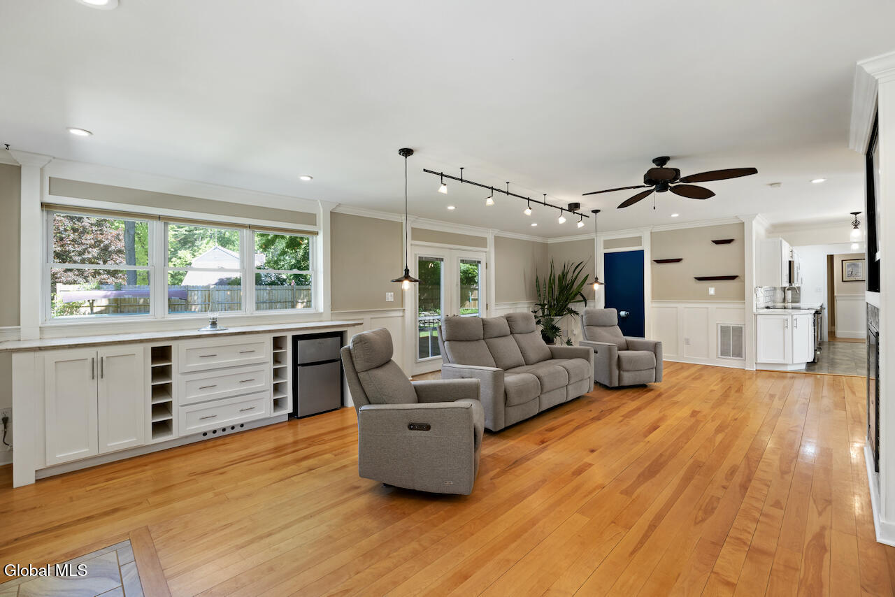 1 Lakeview Drive Gansevoort NY 12831