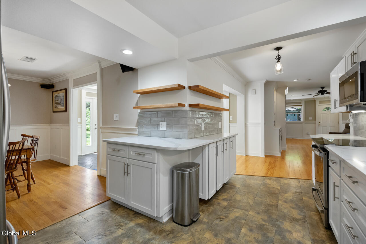 1 Lakeview Drive Gansevoort NY 12831
