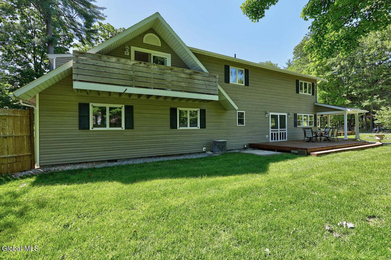 1 Lakeview Drive Gansevoort NY 12831
