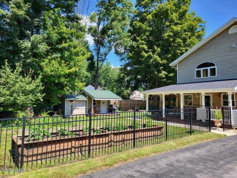 1 Lakeview Drive Gansevoort NY 12831