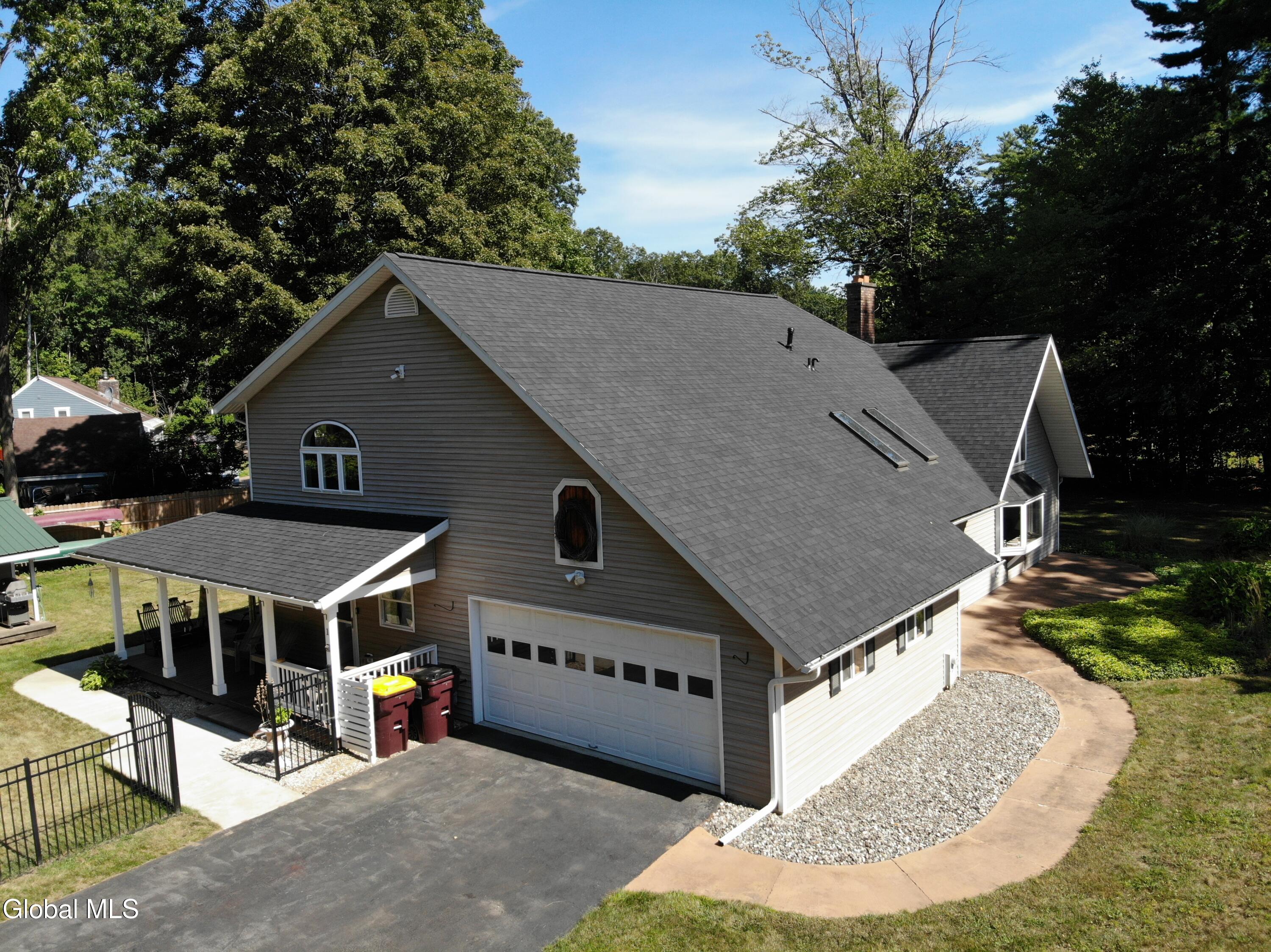 1 Lakeview Drive Gansevoort NY 12831