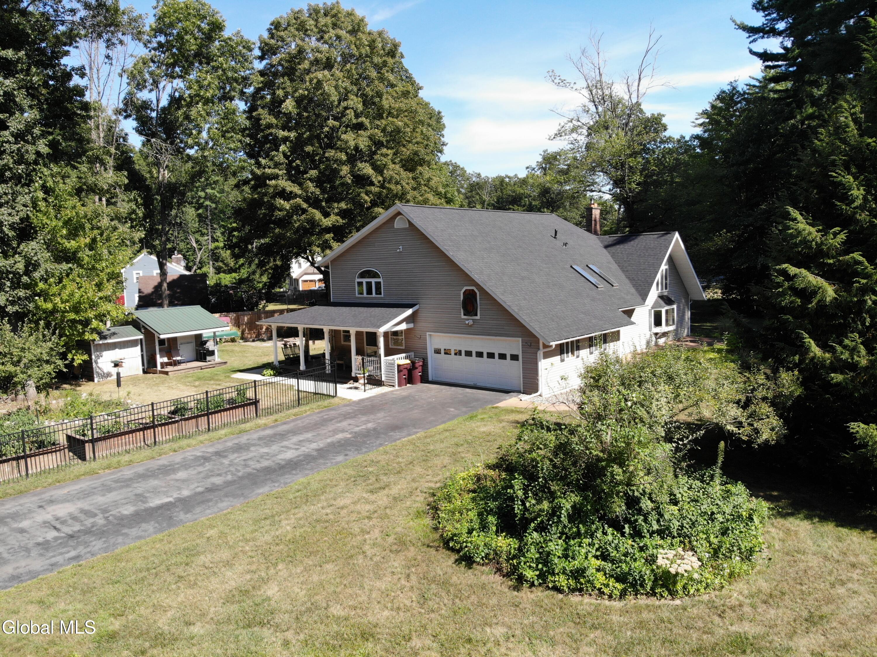 1 Lakeview Drive Gansevoort NY 12831