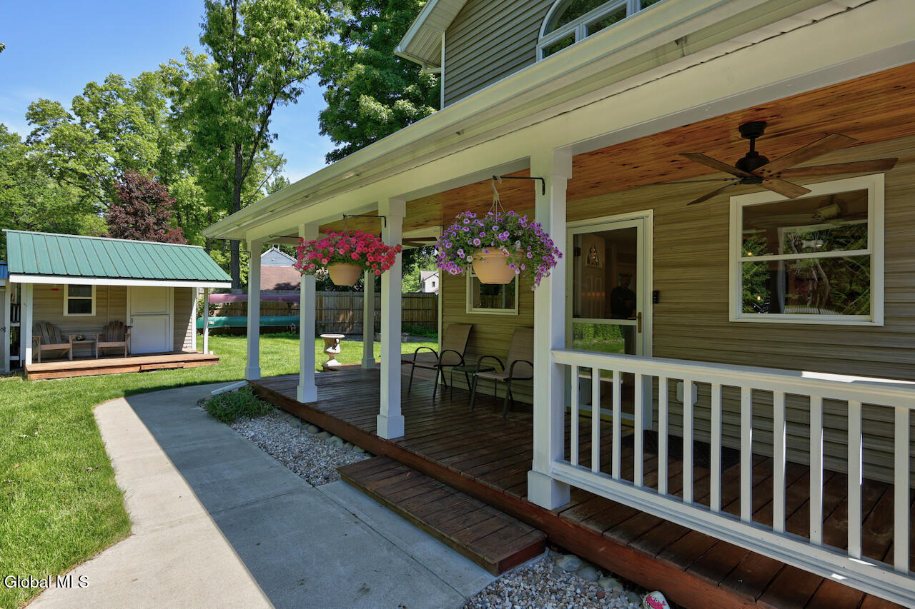 1 Lakeview Drive Gansevoort NY 12831