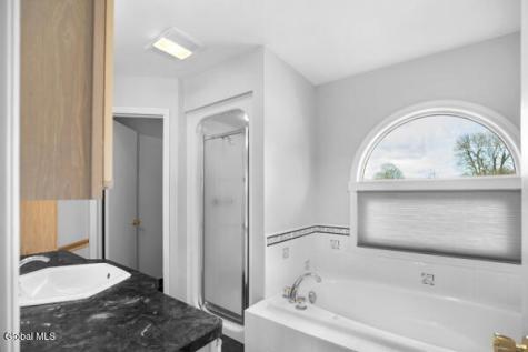 1083 Mckinley Avenue Schenectady NY 12303