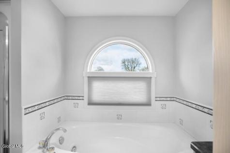 1083 Mckinley Avenue Schenectady NY 12303