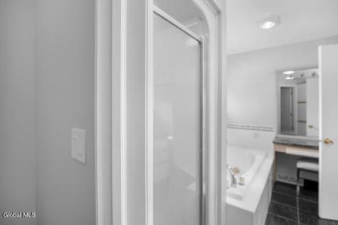 1083 Mckinley Avenue Schenectady NY 12303