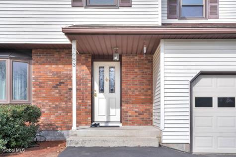 1083 Mckinley Avenue Schenectady NY 12303