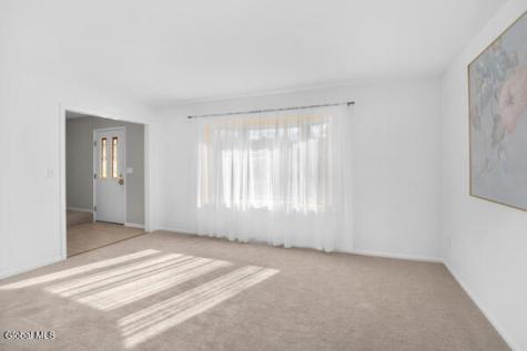 1083 Mckinley Avenue Schenectady NY 12303