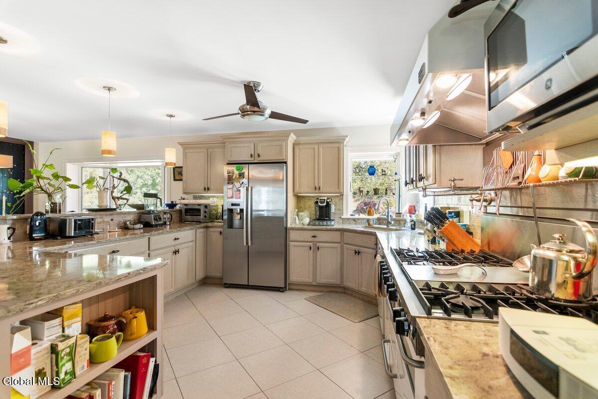 262 Binninger Road Shushan NY 12873