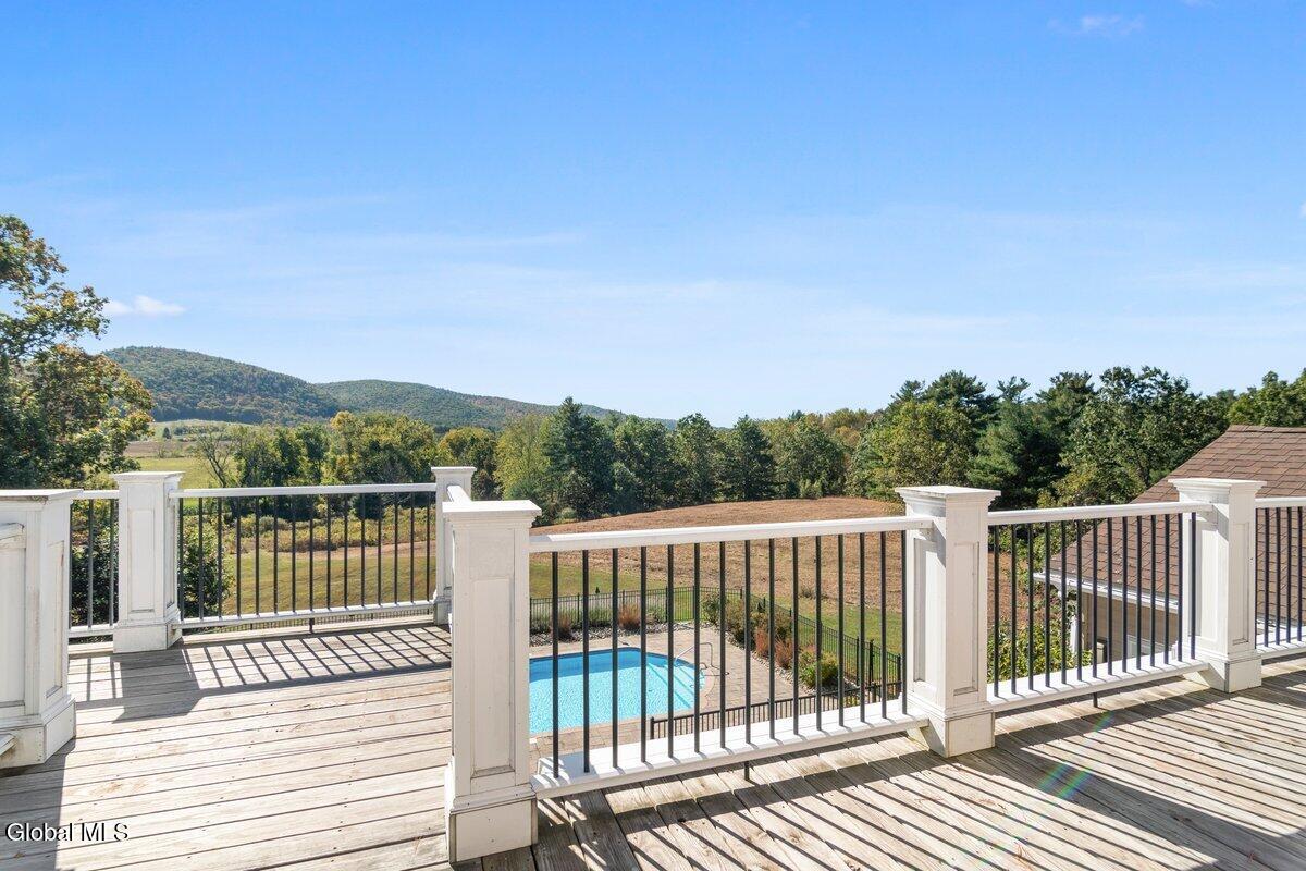 262 Binninger Road Shushan NY 12873